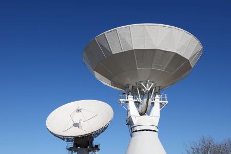 �y(c��)�L����