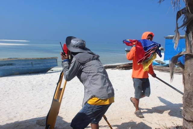 �y�L�Y�|�k����Ҋ���}